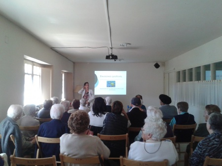 CHARLA "EMOCIONES POSITIVAS" A CARGO DE LA PSICOLOGA DEL CENTRO